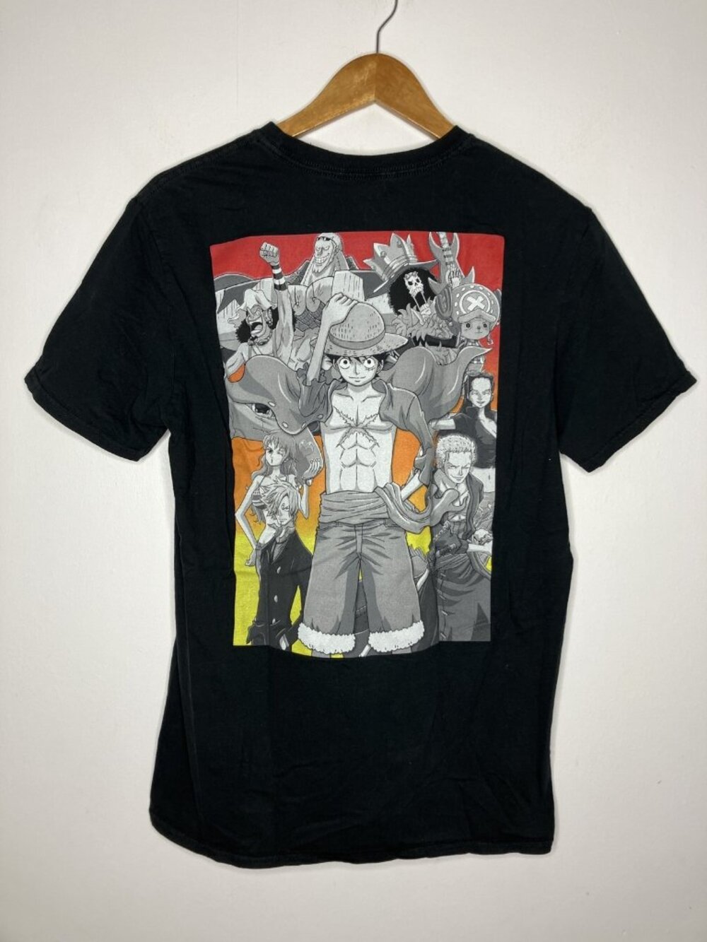 One Piece Anime Manga Graphic T-Shirt Men's Size Large Double Sided